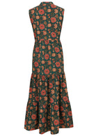 100% cotton maxi dress with buttoned bodice and mandarin collar.
