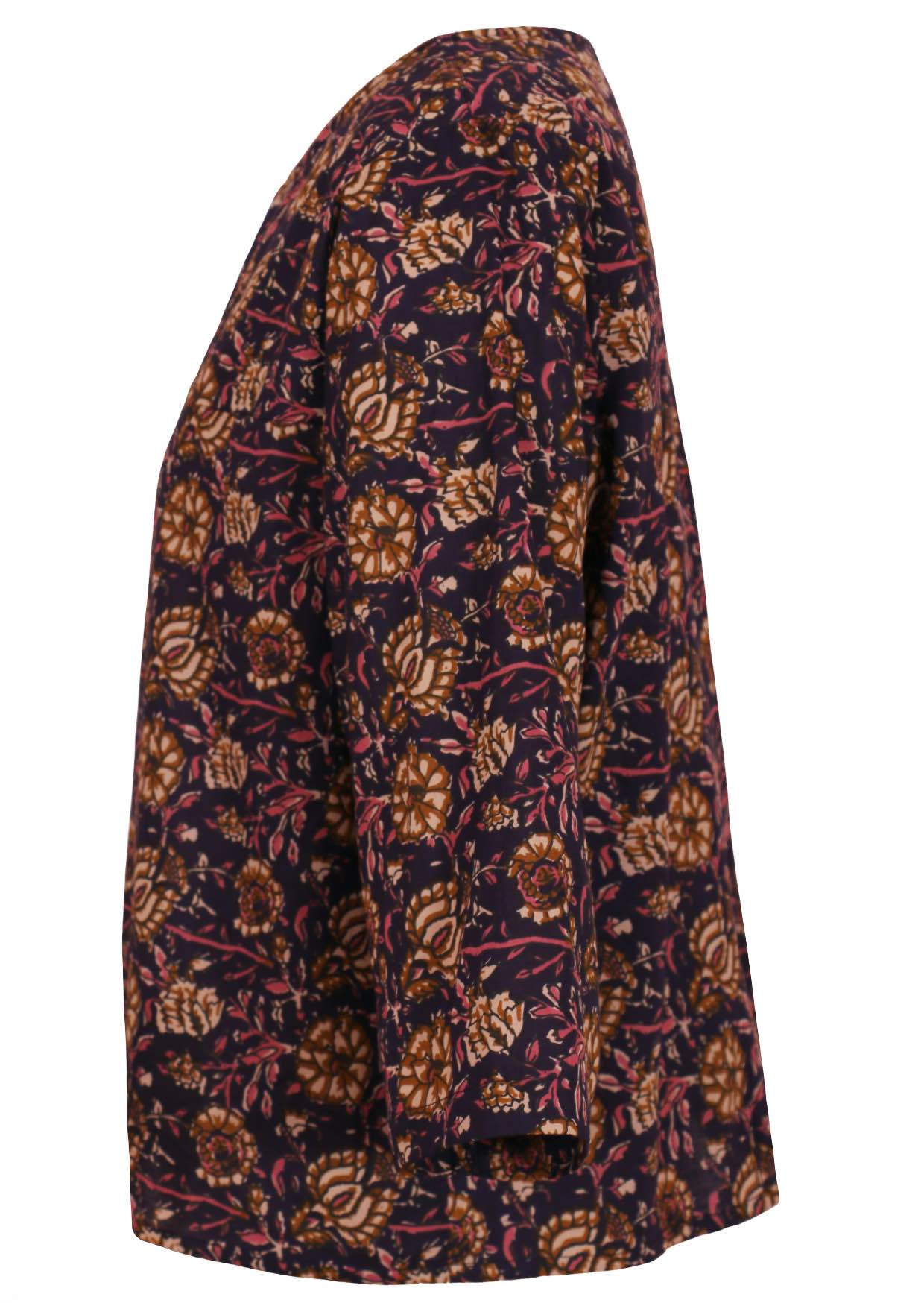 Side image of relaxed fit cotton top with 3/4 sleeves and round neckline.