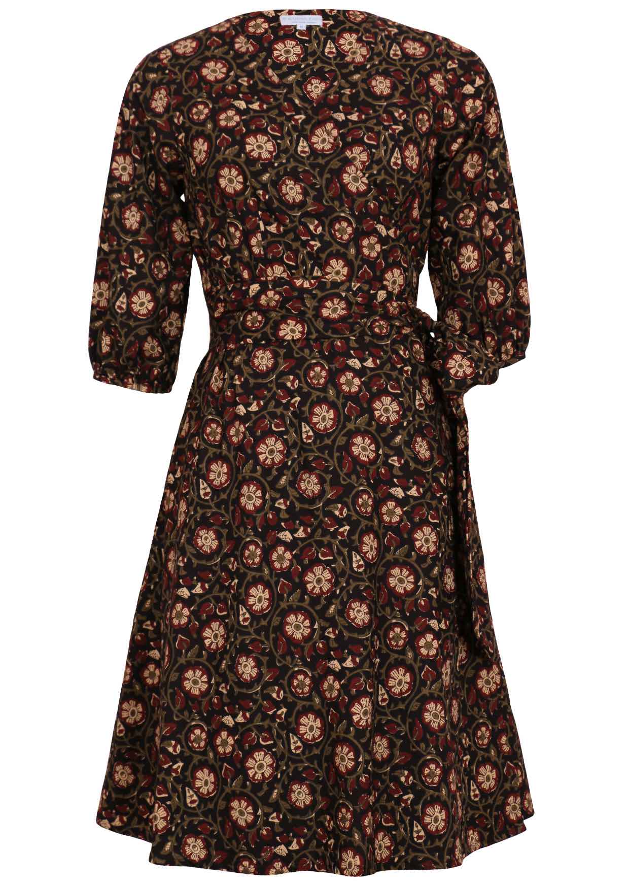 100% cotton wrap dress with 3/4 sleeves and pockets in black based floral print.