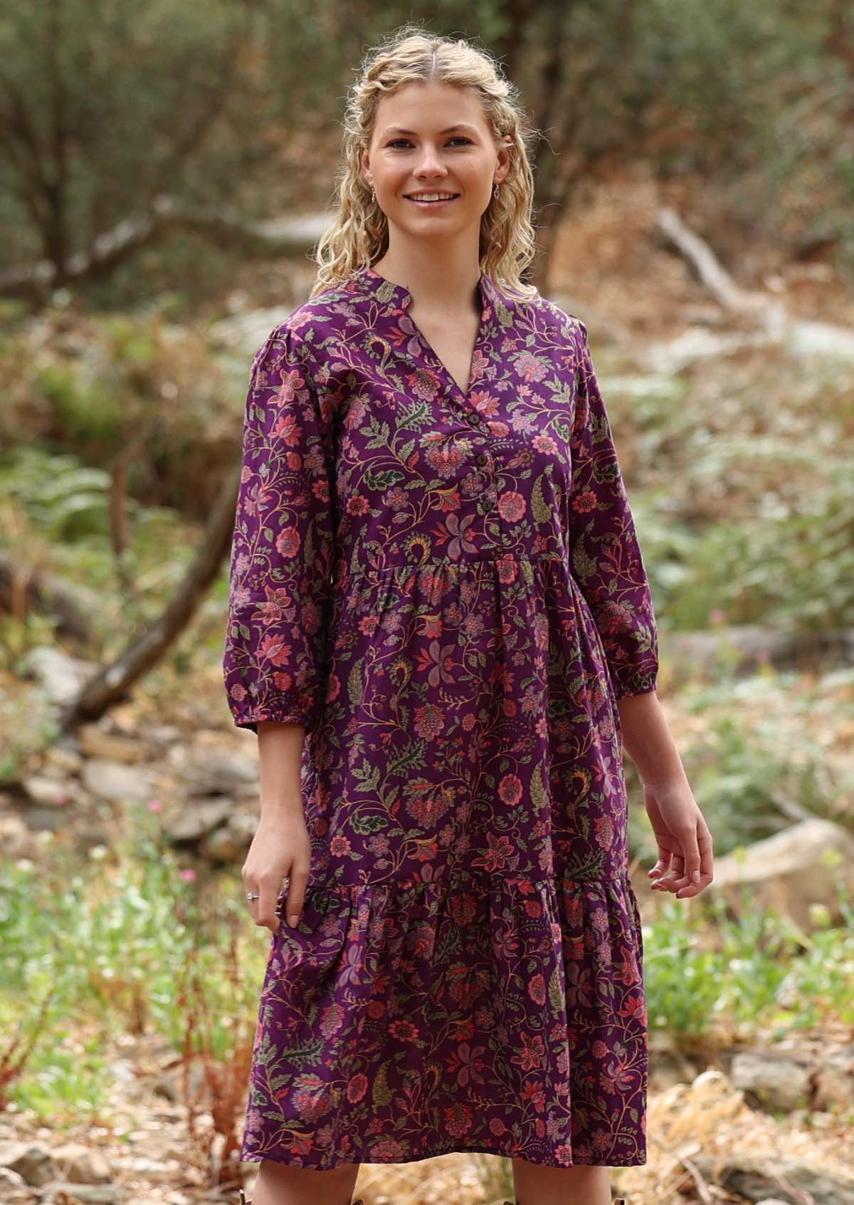 Loose fit cotton midi dress looks great belted too