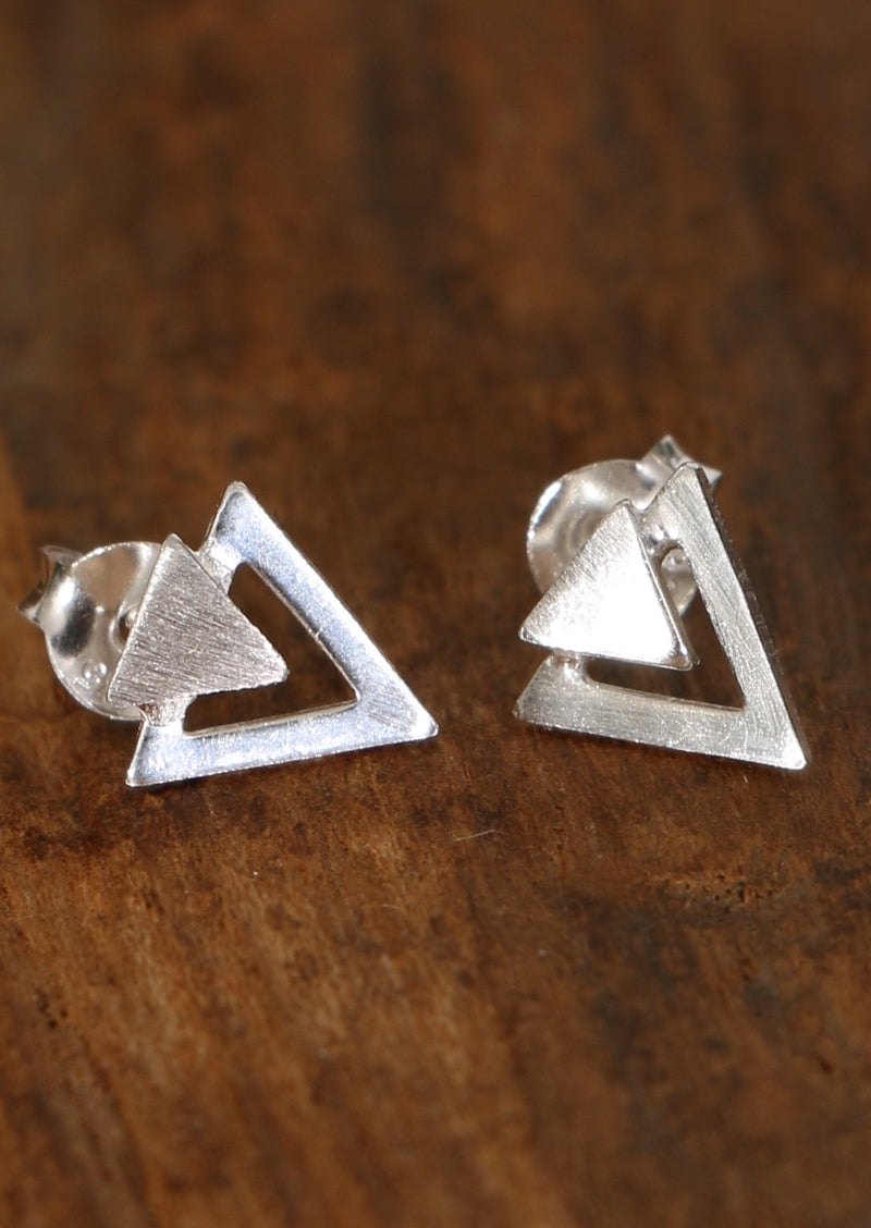 sterling silver 92.5 triangle shaped stud earring 