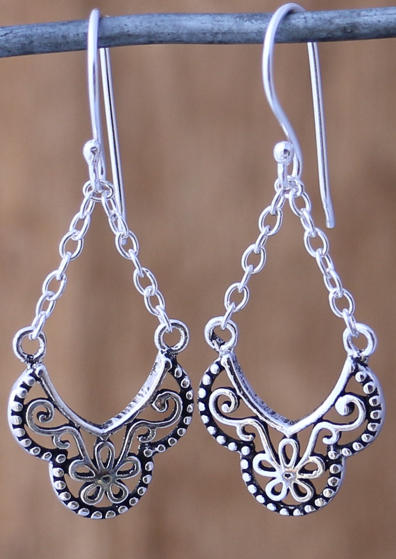 Sterling silver Daisy chain earrings with wire hook