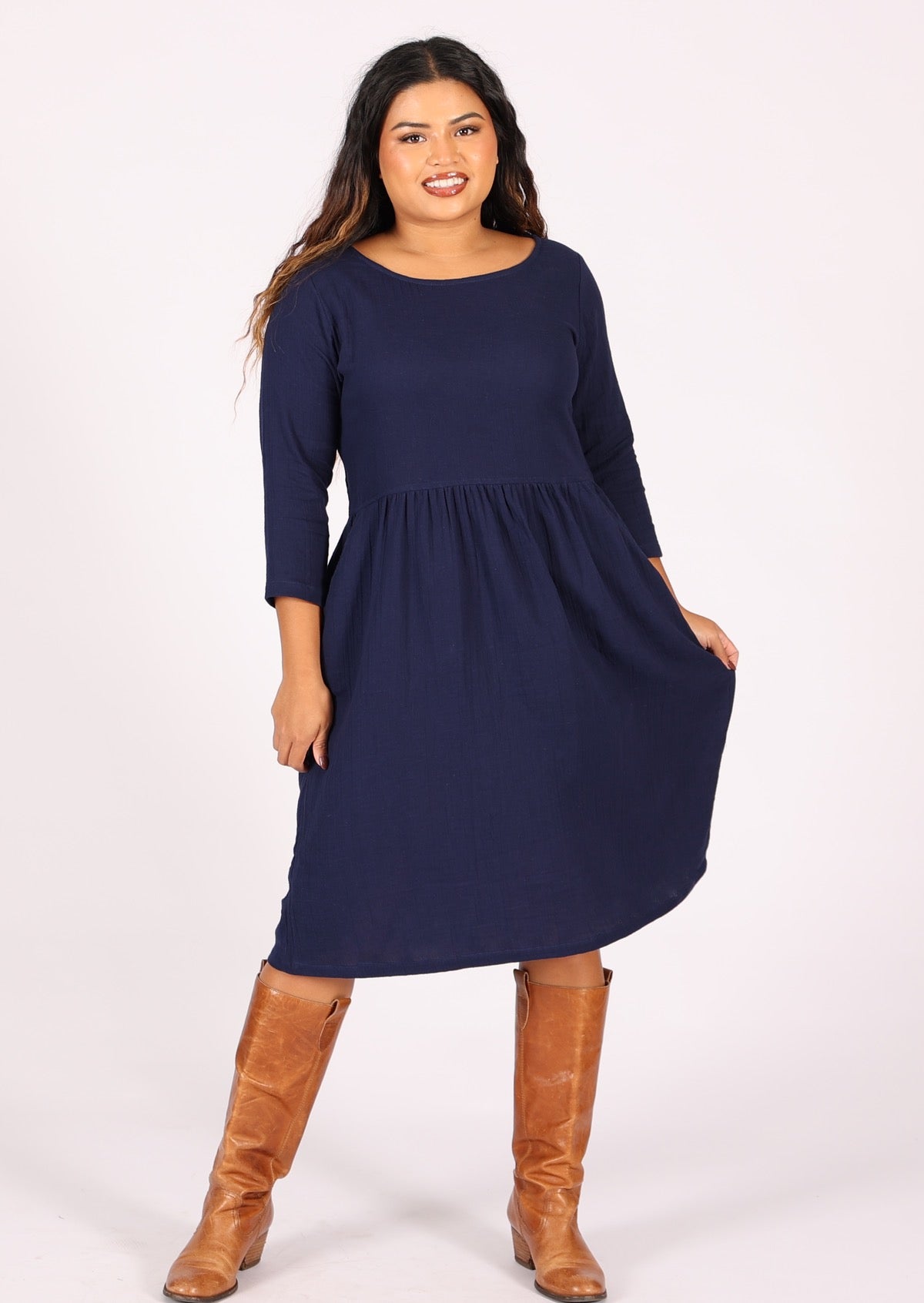 Cotton gauze over the knee dress with relaxed fit waistline