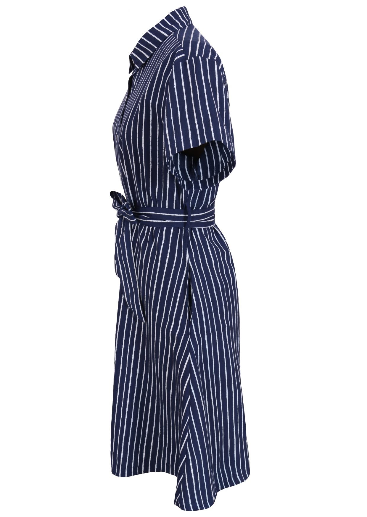 100% cotton shirt style maxi dress with removable fabric waist tie and side pockets in a navy blue based print
