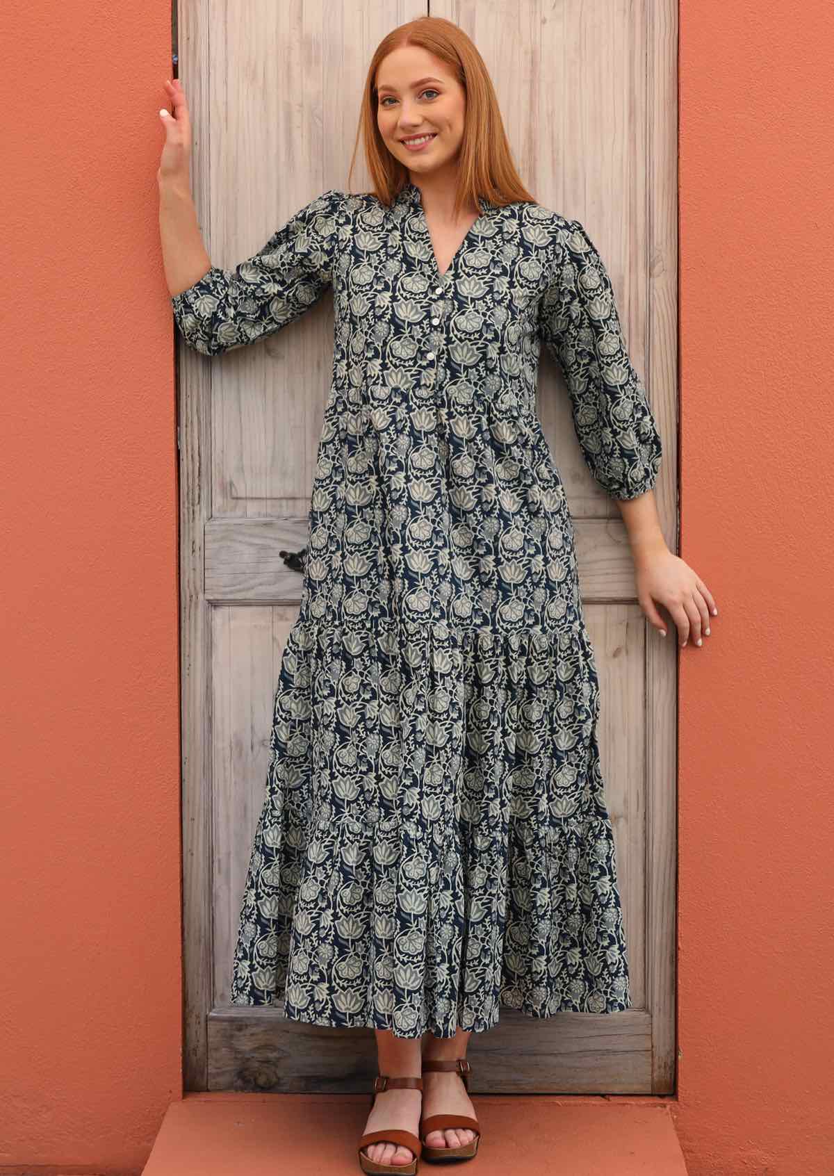 Gray long store sleeve maxi dress