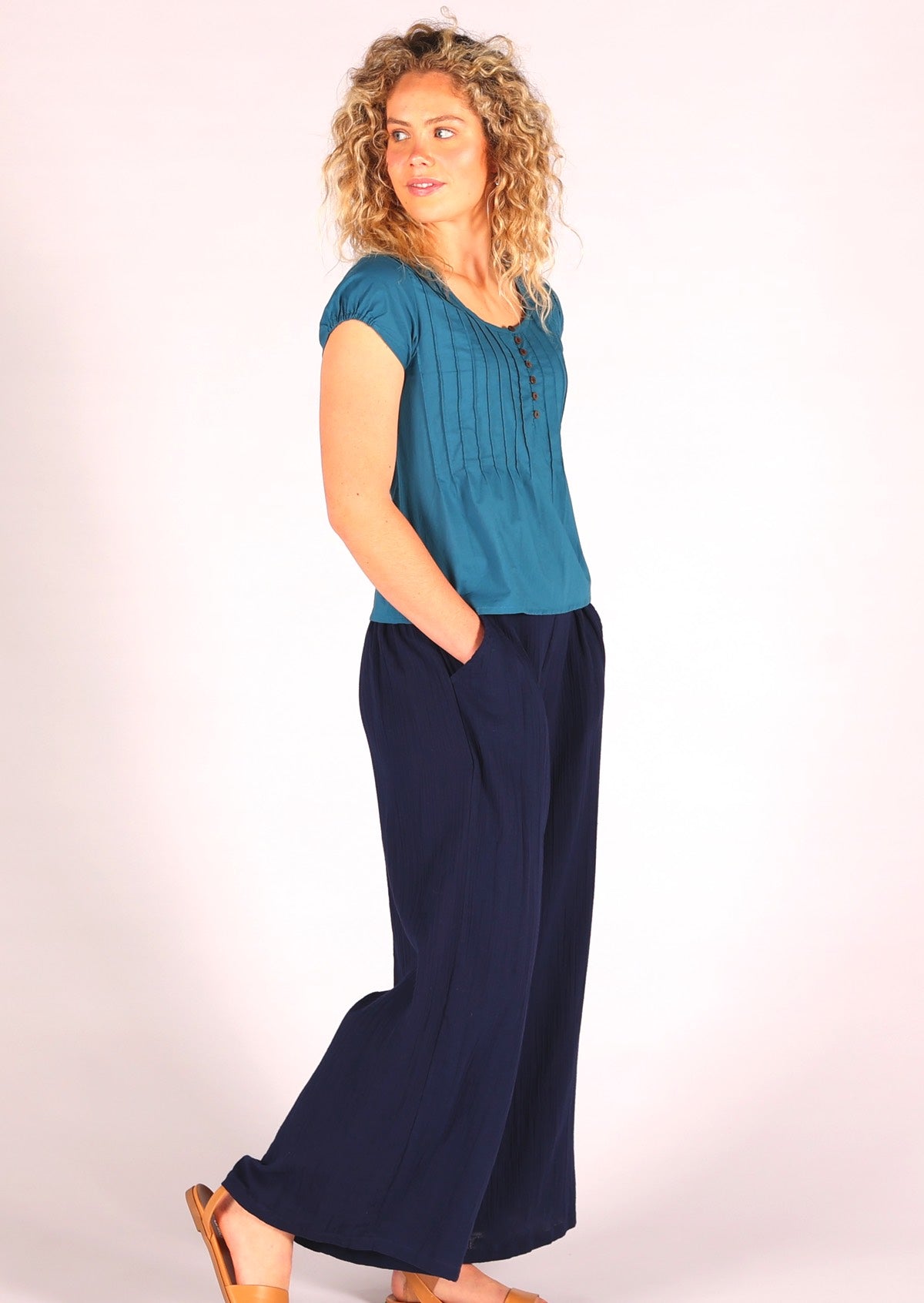 Double cotton wide leg pants with pockets are the most comfortable pants ever!