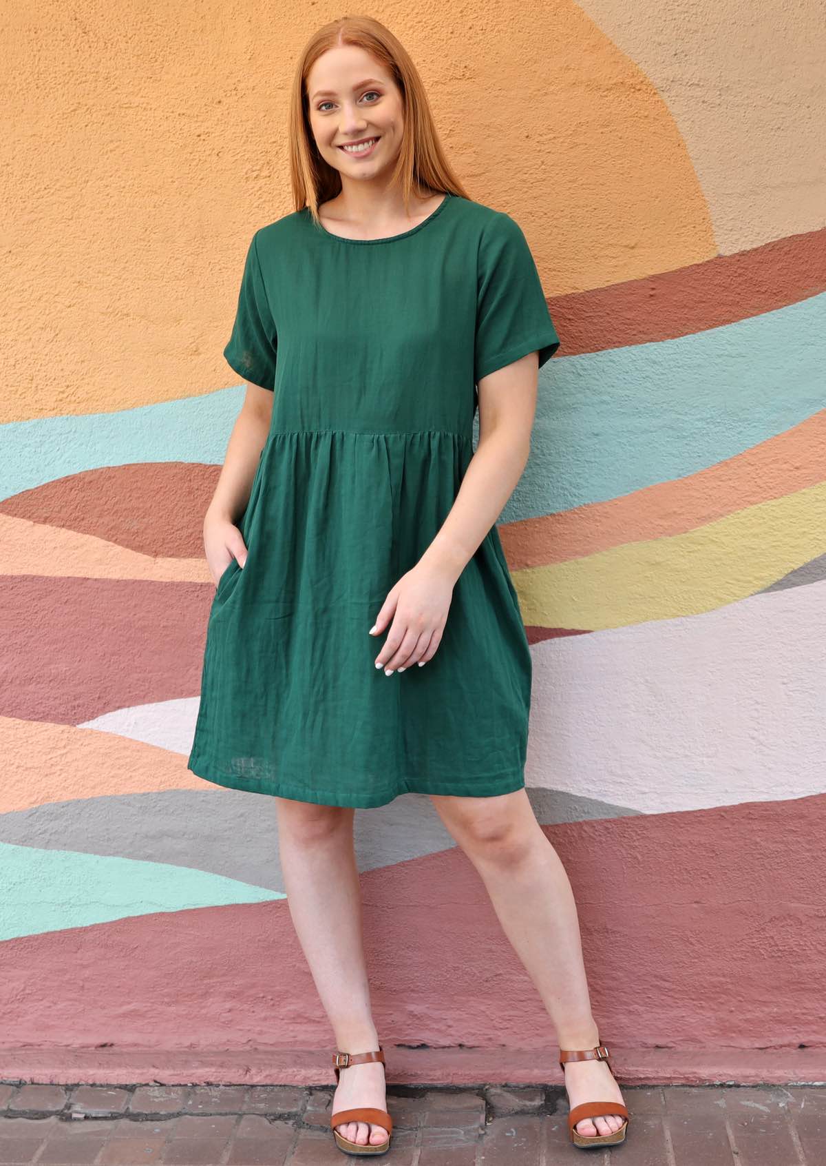 Green short sleeve on sale dress