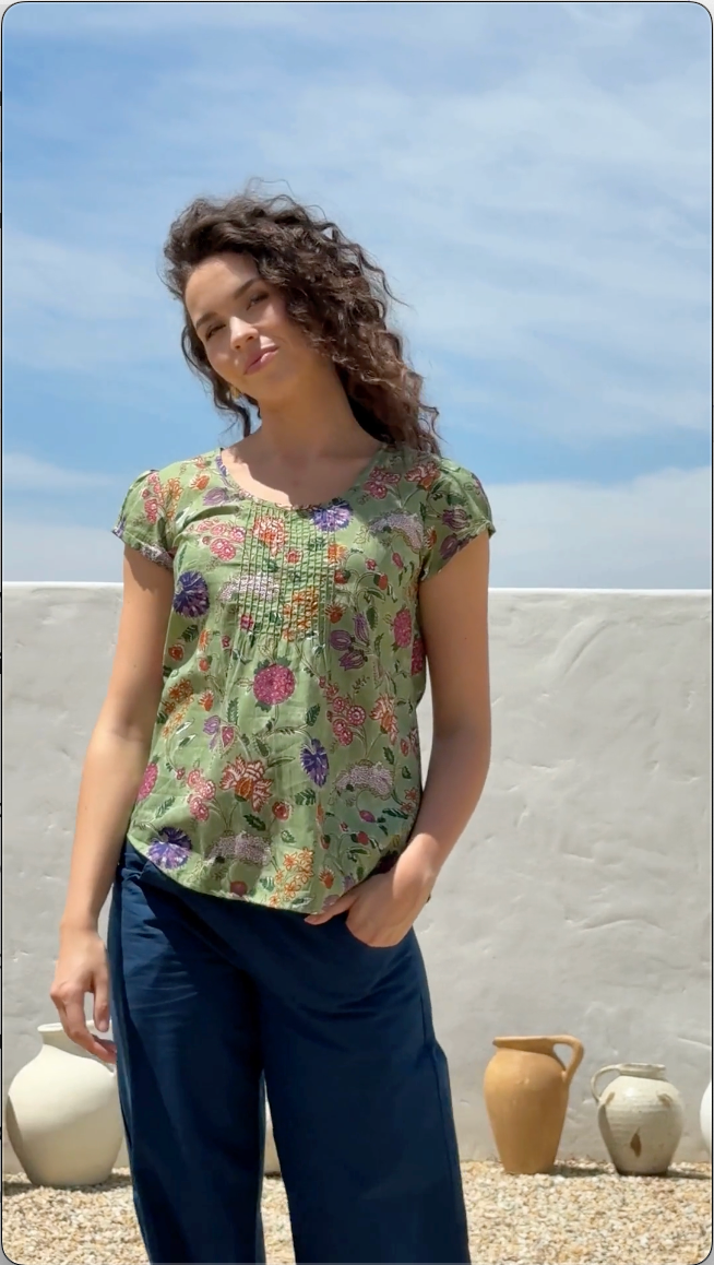 Tulsi Top Aspen | 100% cotton top with multi-coloured floral print