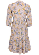 Loose fit cotton midi dress with mandarin collar, 3/4 sleeves and pockets.