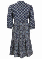 Loose fit cotton midi dress with mandarin collar, 3/4 sleeves and pockets.
