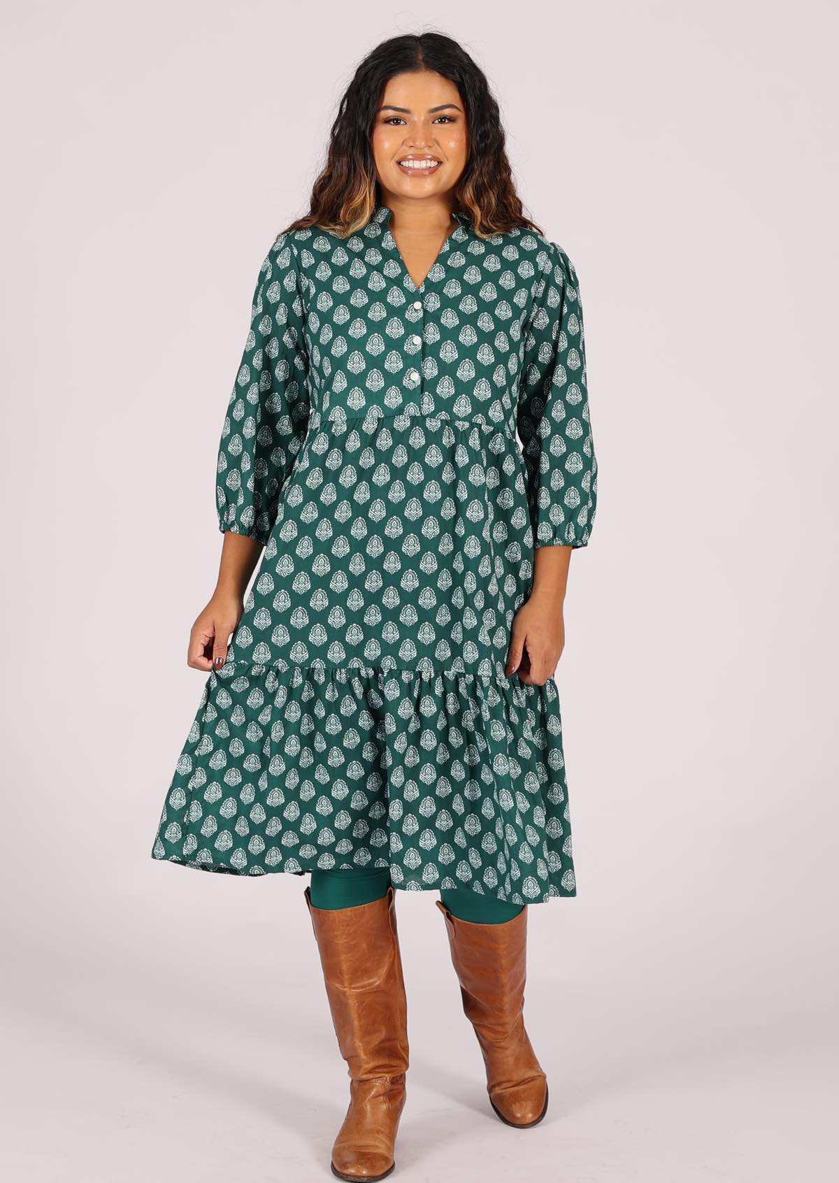 Cotton relaxed fit dress with buttoned bodice and mandarin collar