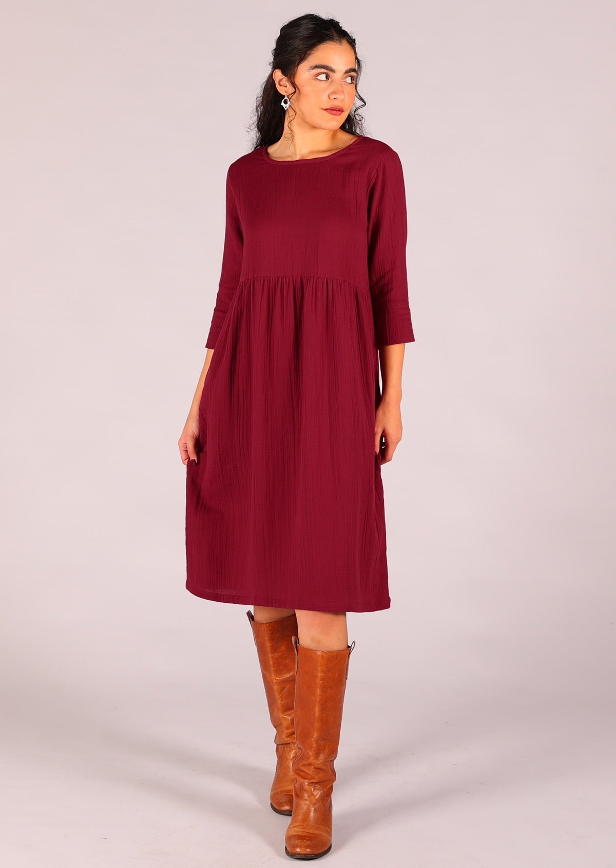 Comfort and style in this relaxed fit cotton gauze dress with 3/4 sleeves