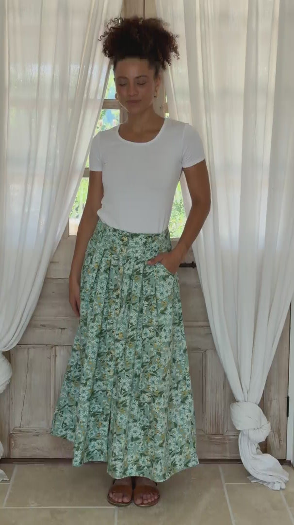 Cora Skirt Daisy video