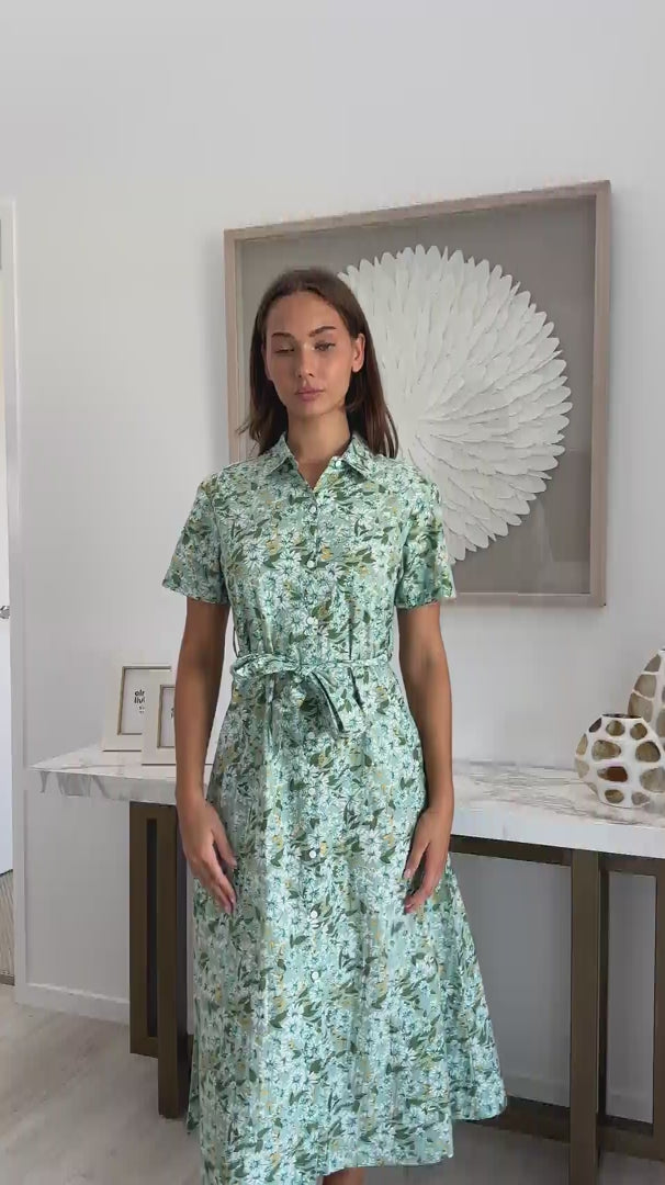 Chelsea Dress Daisy video