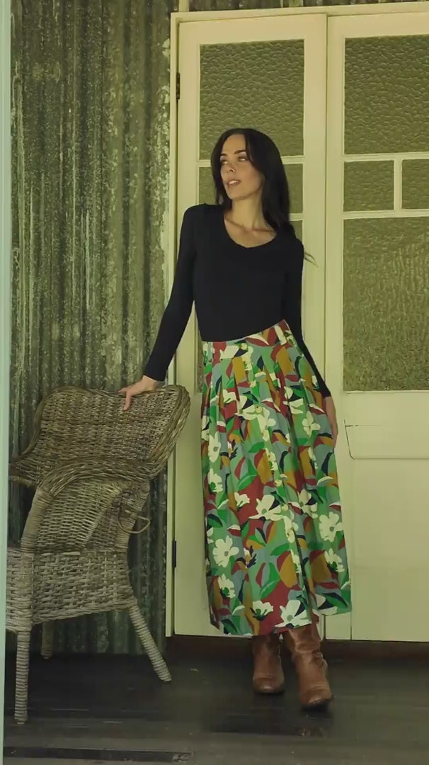 Cora Skirt Tallow Wood video