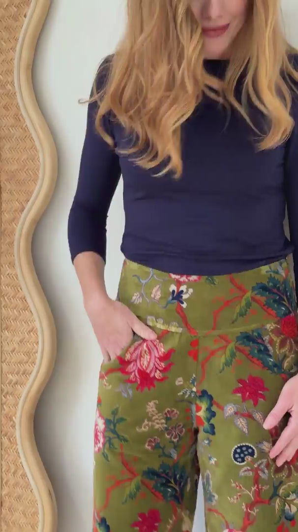 Paloma Velvet Pants Moss Green video