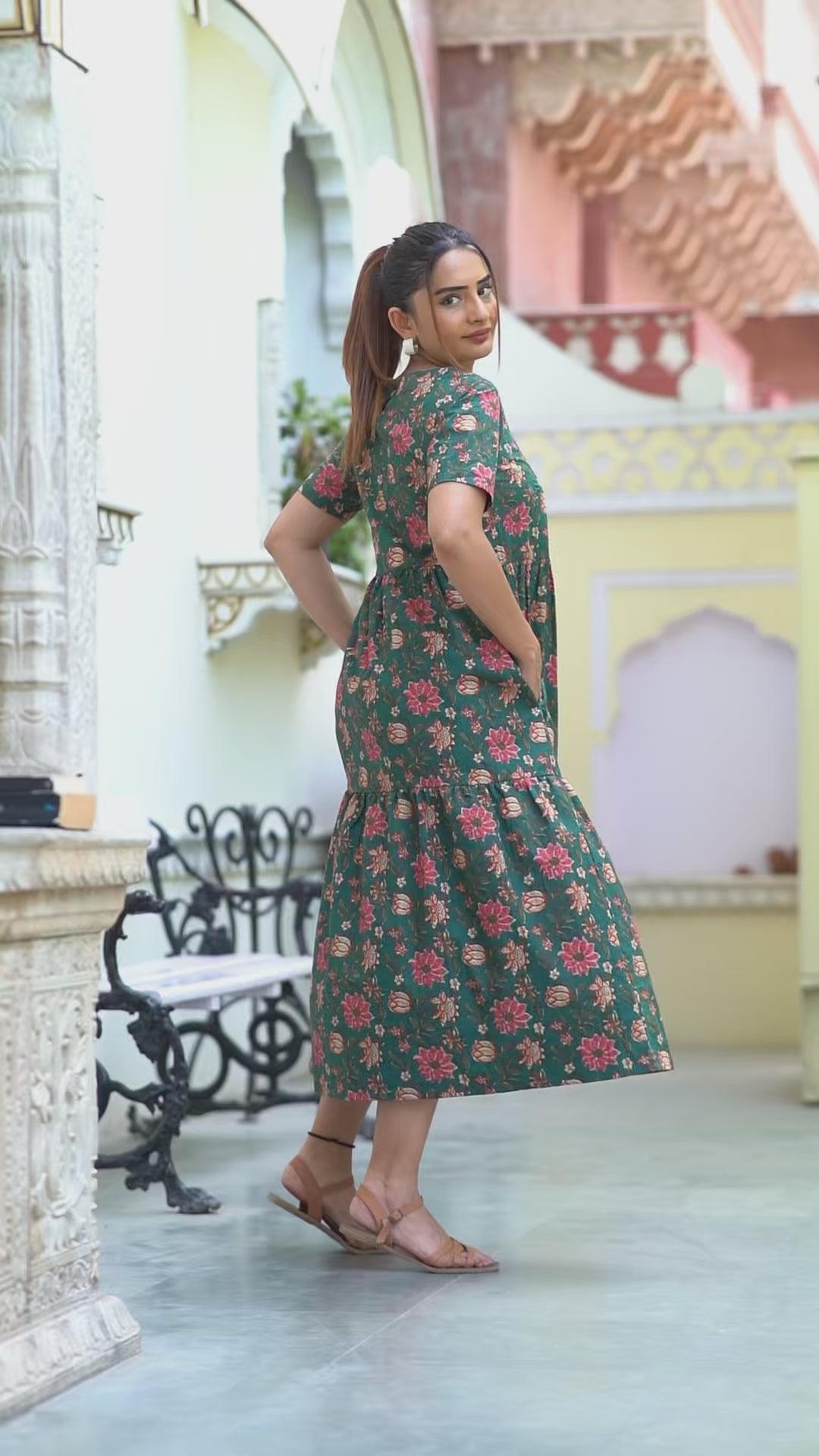 Claudia Dress Vanya video