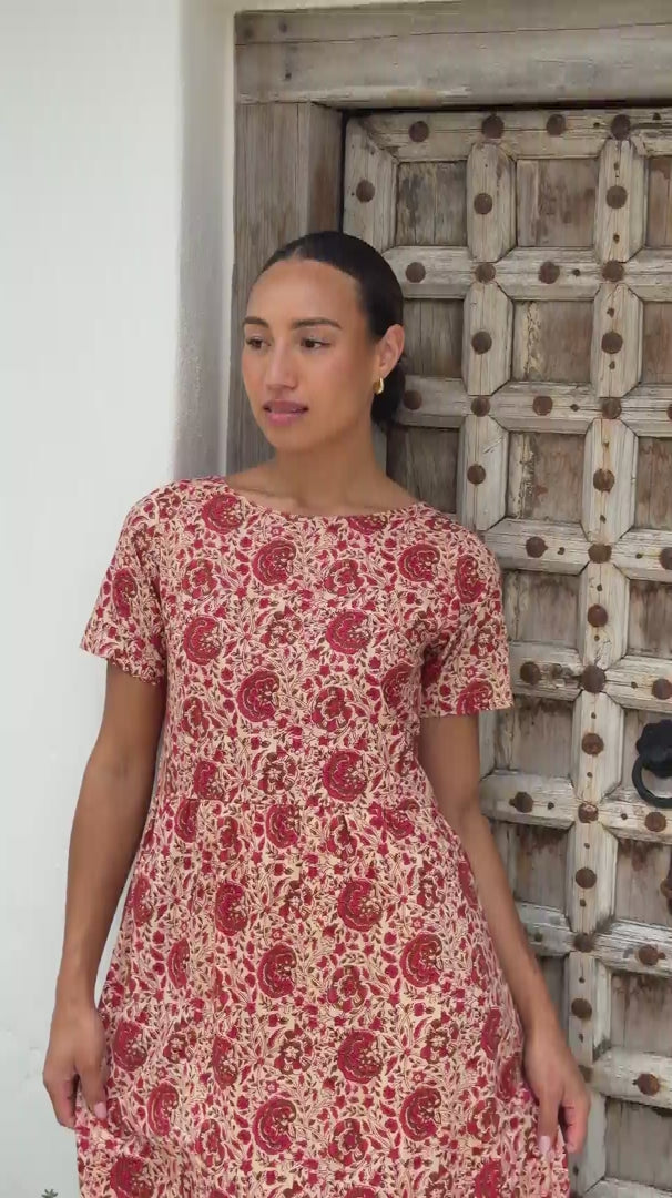 August Dress Rose video