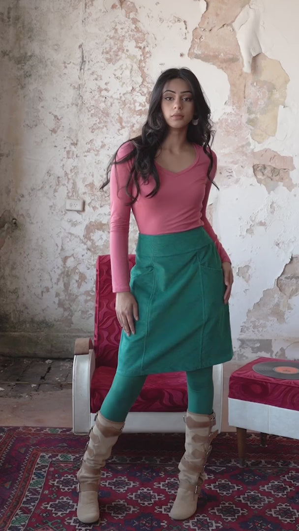 Aalia Corduroy Skirt Everglade video