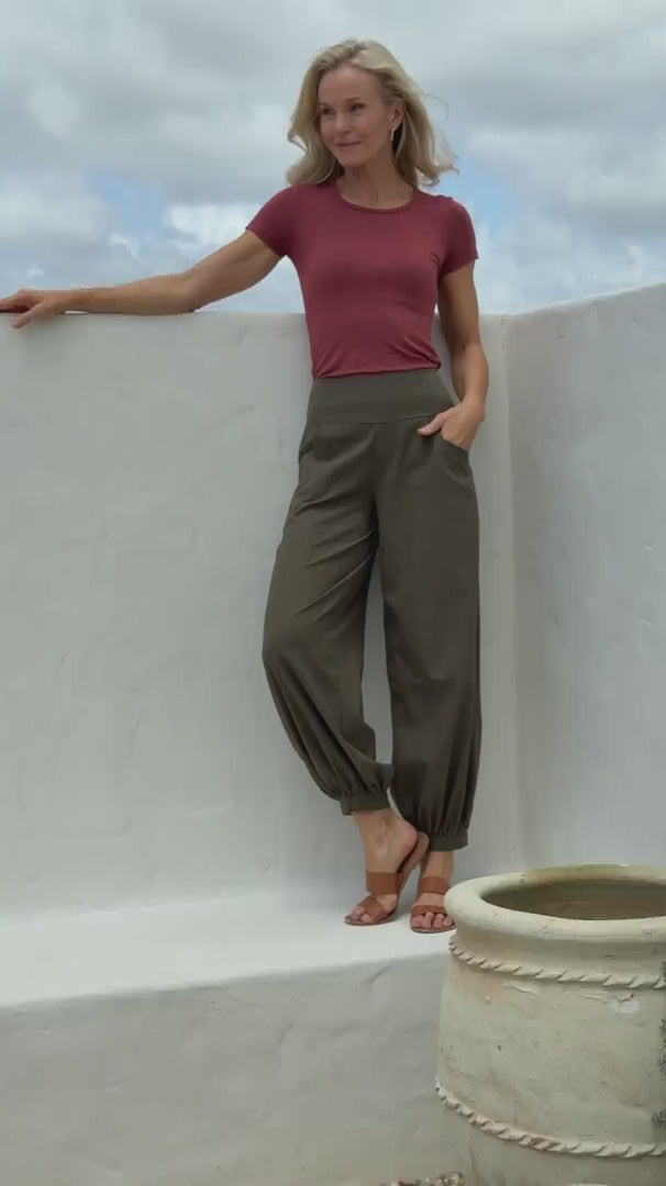 Acapulco Pants Kalamata video
