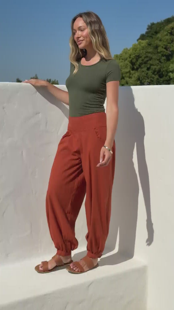 Acapulco Pants Bruschetta video