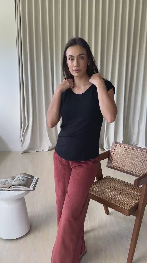 Simple Top V-neck Black video