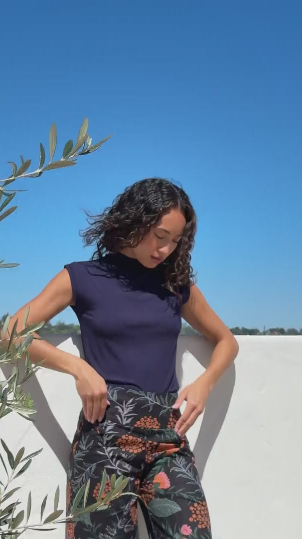 Tenzin Pant Queen Protea video