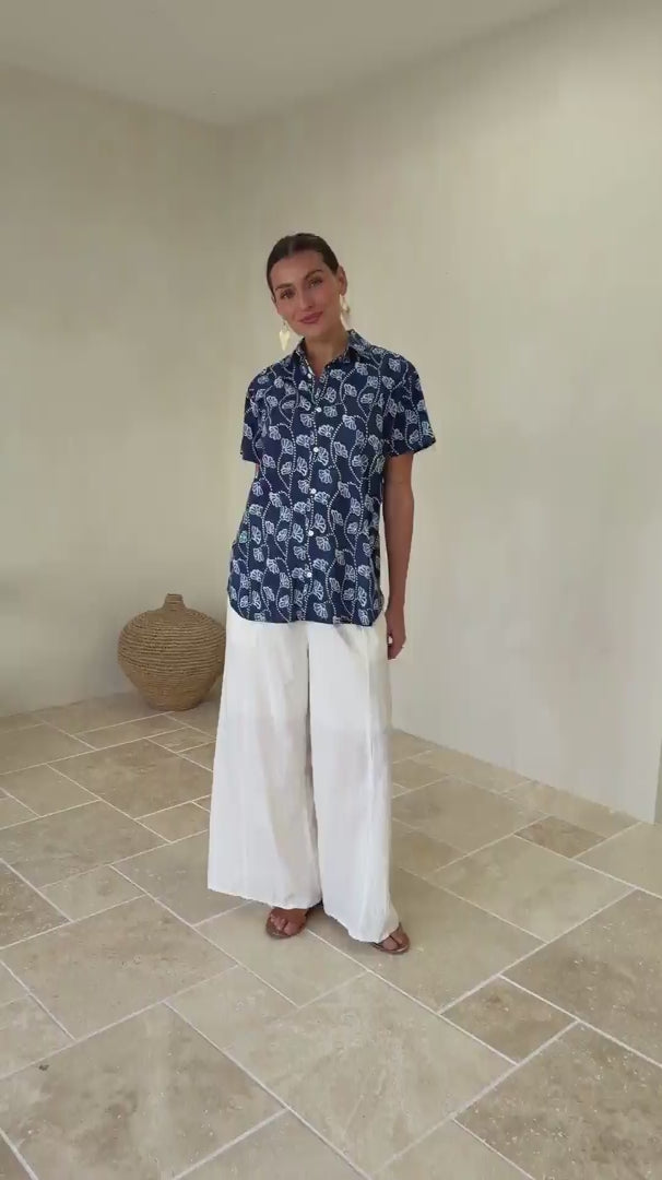 Brooklyn Shirt Clematis video