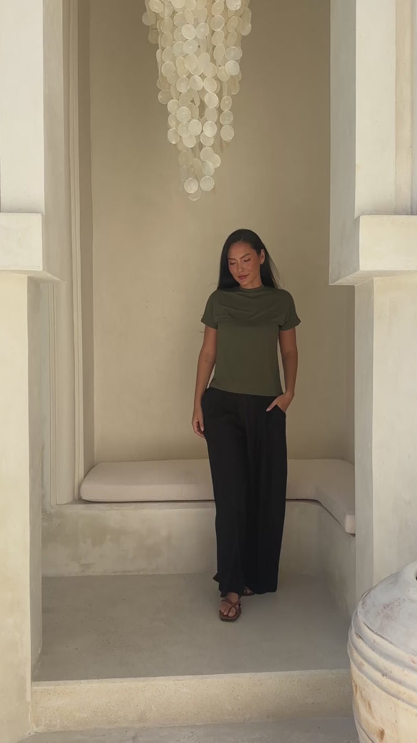 Jaya Pant Black video