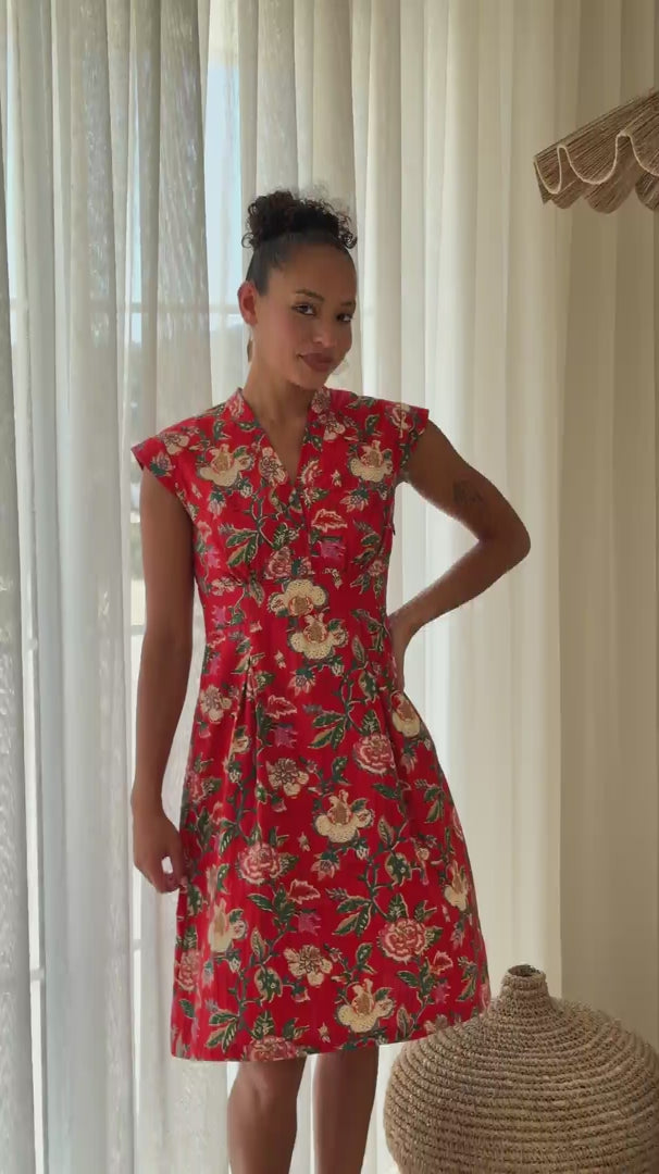 Billie Dress Mistlerose video